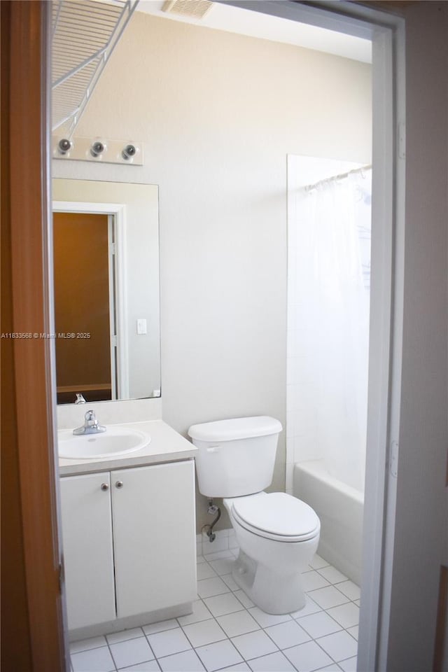 9123 SW 152nd Path, Miami, FL 33196 - full bath featuring vanity, tile patterned flooring, and shower / tub combo