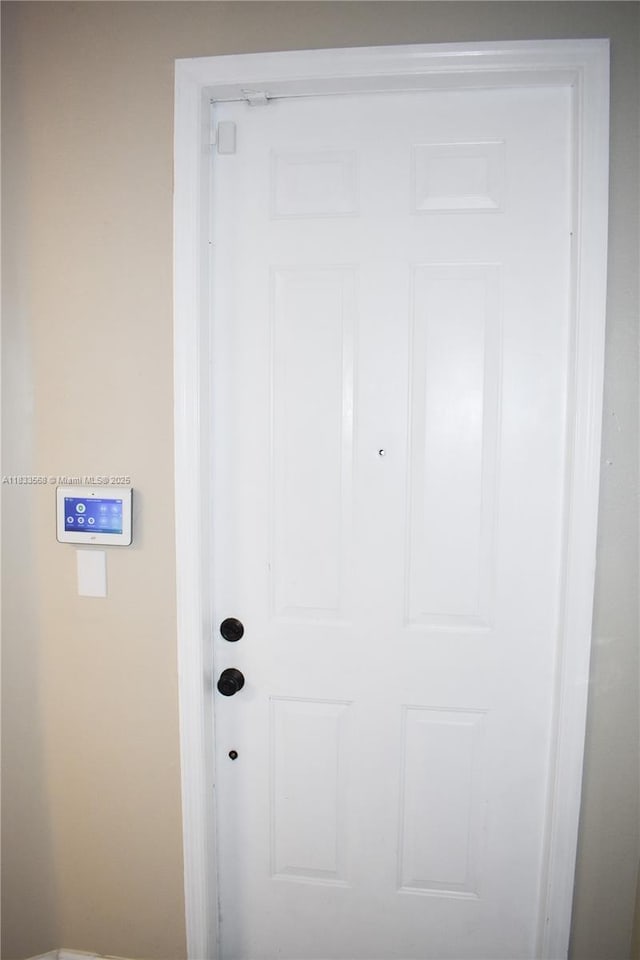 9123 SW 152nd Path, Miami, FL 33196 - view of entryway