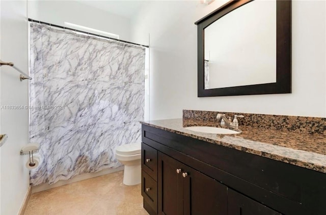 14095 NW 22nd Ct, Pembroke Pines, FL 33028 - full bath with vanity, curtained shower, and tile patterned floors