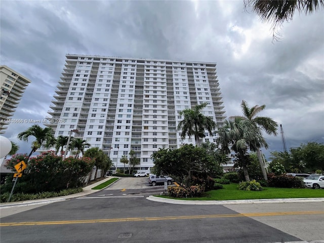 500 Bayview Dr Unit 732, Sunny Isles Beach, FL 33160 - view of apartment building / complex with uncovered parking