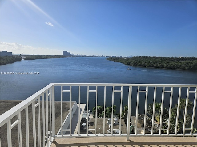 500 Bayview Dr Unit 732, Sunny Isles Beach, FL 33160 - water view