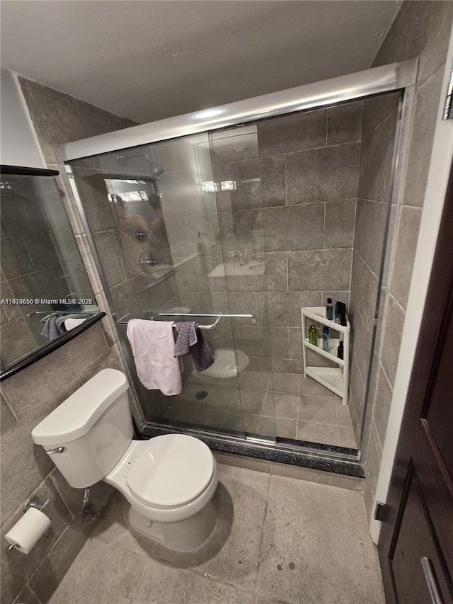 500 Bayview Dr Unit 732, Sunny Isles Beach, FL 33160 - full bath featuring toilet and a stall shower