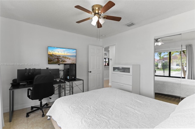 5400 NW 184th St, Miami Gardens, FL 33055 - bedroom with an office area and a ceiling fan