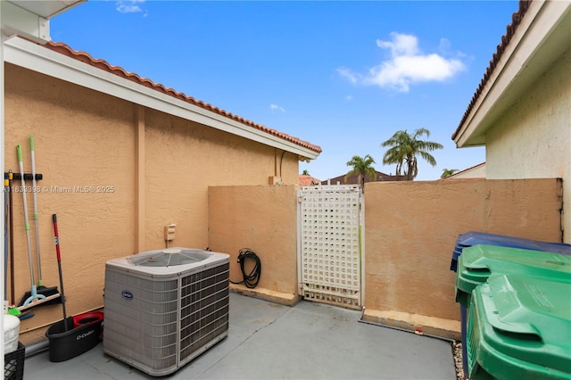 5400 NW 184th St, Miami Gardens, FL 33055 - view of patio / terrace