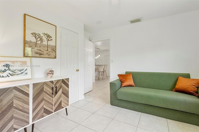 220 NW 35th Ct, Oakland Park, FL 33309 - sitting room with light tile patterned floors