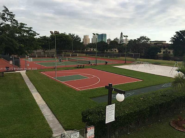 7900 Camino Crk Unit 401, Miami, FL 33143 - view of sport court
