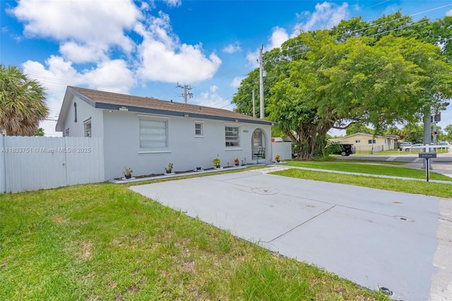 20000 SW 114th Ave, Miami, FL 33189 - rear view of property with stucco siding