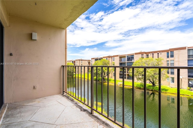 8895 Fontainebleau Blvd Unit 301, Miami, FL 33172 - balcony featuring a water view