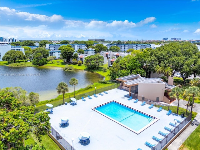 8895 Fontainebleau Blvd Unit 301, Miami, FL 33172 - view of urban area featuring a pool area and a large body of water