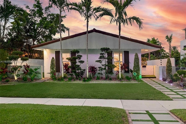 240 NE 97th St, Miami Shores, FL 33138 - mid-century modern home with stucco siding