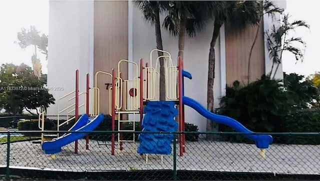 731 N Pine Island Rd Unit 306, Plantation, FL 33324 - photo 25