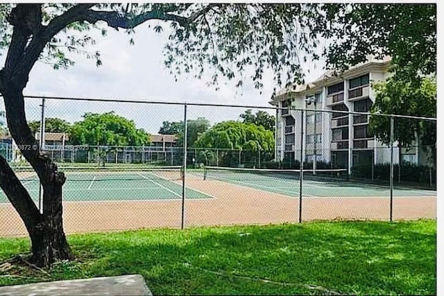 731 N Pine Island Rd Unit 306, Plantation, FL 33324 - photo 26