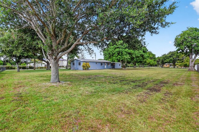 4061 Nova Ln, Lake Worth, FL 33462 - view of grassy yard