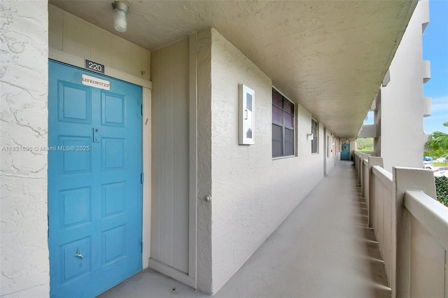1001 Colony Point Cir Unit 220, Pembroke Pines, FL 33026 - property entrance featuring stucco siding