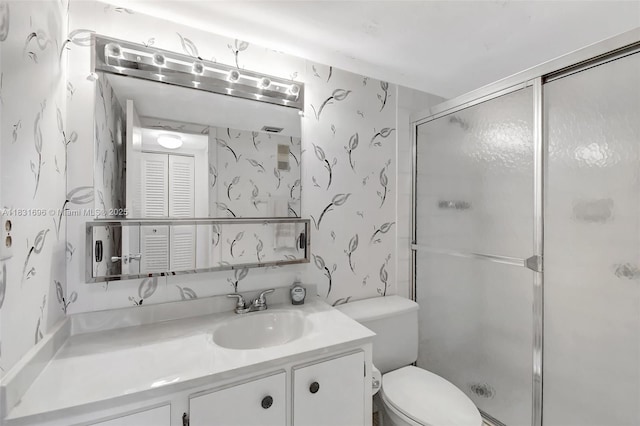 1001 Colony Point Cir Unit 220, Pembroke Pines, FL 33026 - full bath with wallpapered walls, vanity, and a stall shower