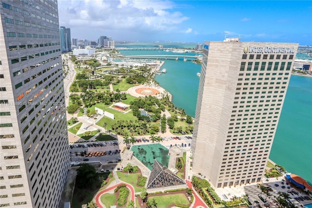 325 S Biscayne Blvd Unit 3918, Miami, FL 33131 - view of urban area featuring a nearby body of water and a notable bridge