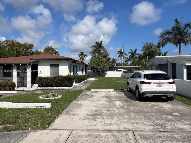 809 NE 2nd St, Hallandale Beach, FL 33009 - photo 1
