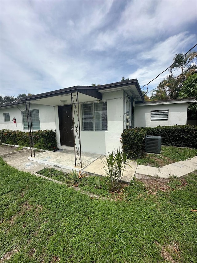 809 NE 2nd St, Hallandale Beach, FL 33009 - photo 24