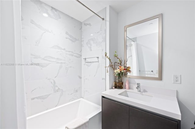 851 NE 1st Ave Unit 1410, Miami, FL 33132 - full bath featuring vanity and bathing tub / shower combination