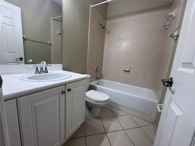 9239 SW 227th St, Cutler Bay, FL 33190 - full bath featuring tile patterned floors, vanity, and bathing tub / shower combination