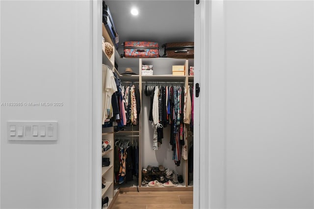 436 NE 10th Ave, Fort Lauderdale, FL 33301 - walk in closet featuring wood finished floors