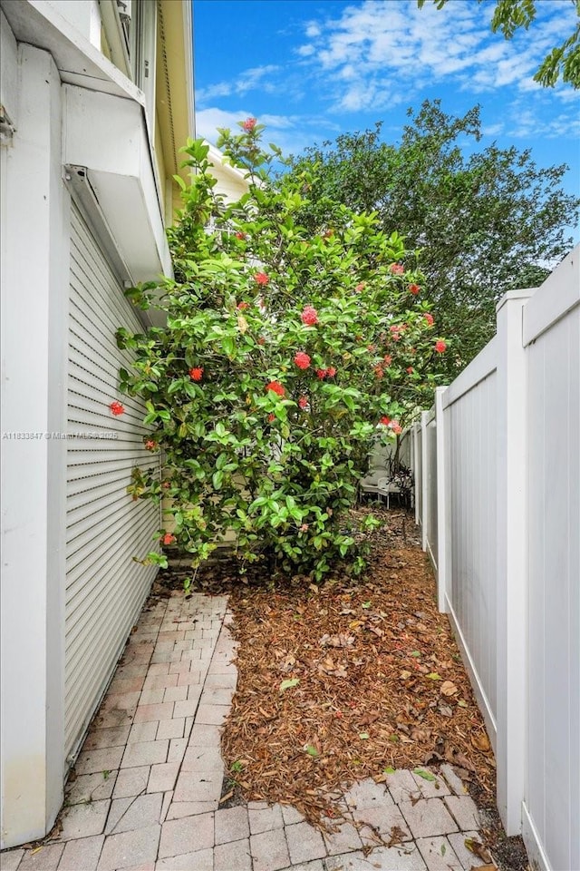 5366 214th Ct S, Boca Raton, FL 33486 - view of yard