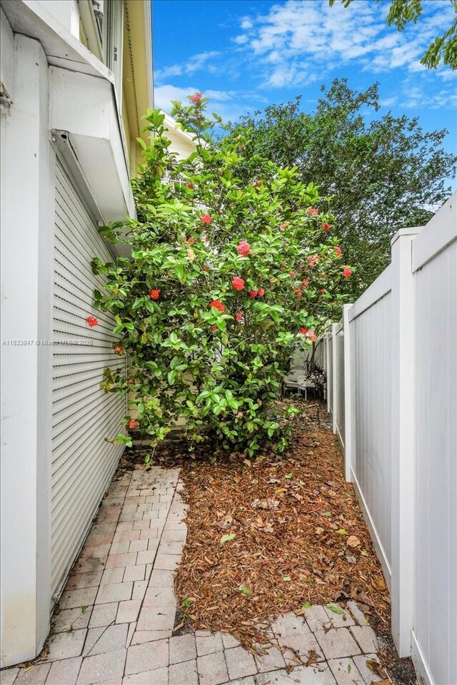 5366 214th Ct S, Boca Raton, FL 33486 - photo 33