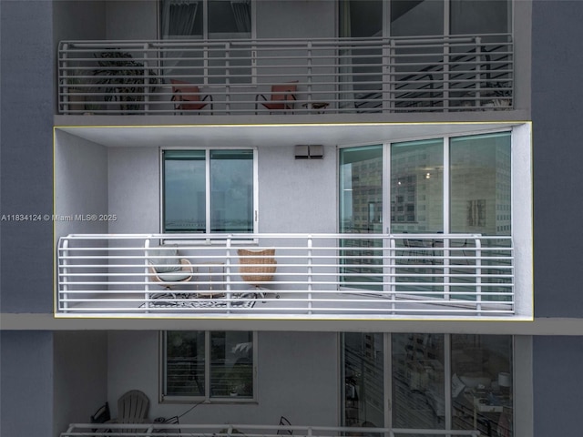 325 S Biscayne Blvd Unit 2816, Miami, FL 33131 - view of building exterior