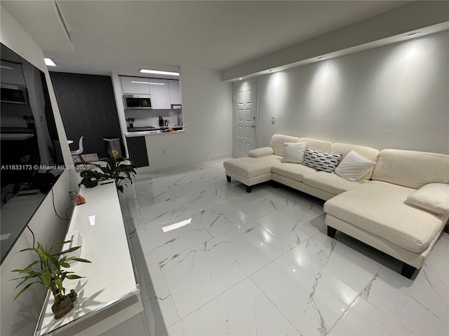 7135 NW 179th St Unit 211, Hialeah, FL 33015 - photo 4