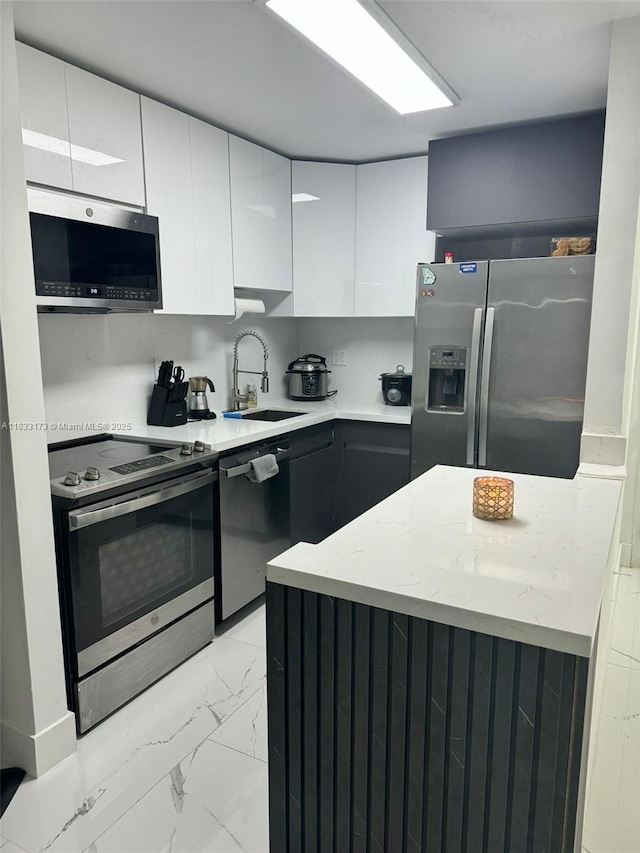7135 NW 179th St Unit 211, Hialeah, FL 33015 - photo 10