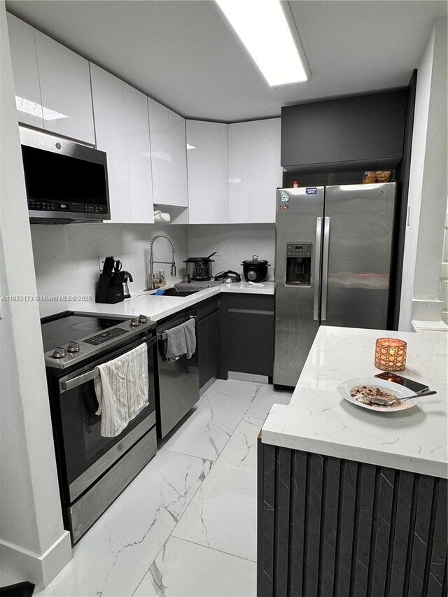 7135 NW 179th St Unit 211, Hialeah, FL 33015 - photo 14