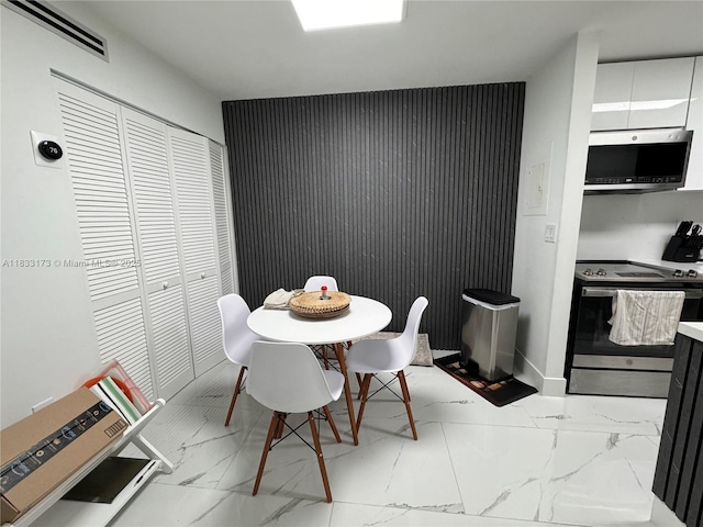 7135 NW 179th St Unit 211, Hialeah, FL 33015 - photo 16