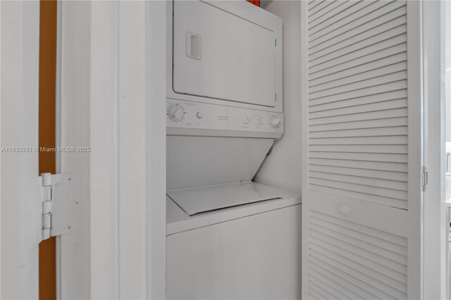 41 SE 5th St Unit 2004, Miami, FL 33131 - photo 12