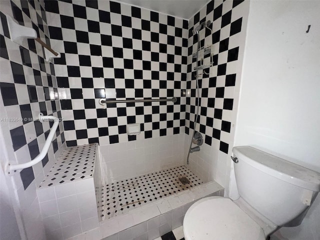 1555 W 44th Pl Unit 103, Hialeah, FL 33012 - full bath featuring a shower stall and toilet