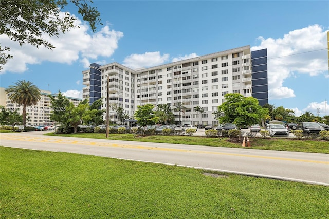 4350 Hillcrest Dr Unit 303, Hollywood, FL 33021 - view of apartment building / complex