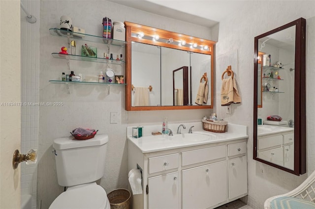 4350 Hillcrest Dr Unit 303, Hollywood, FL 33021 - full bath with vanity and toilet