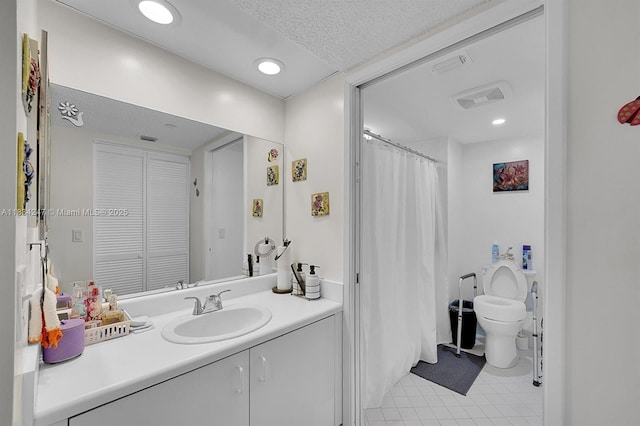 571 SW 142nd Ave Unit 410O, Pembroke Pines, FL 33027 - full bathroom with vanity, tile patterned flooring, a textured ceiling, recessed lighting, and a shower with curtain
