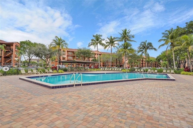 571 SW 142nd Ave Unit 410O, Pembroke Pines, FL 33027 - view of community pool