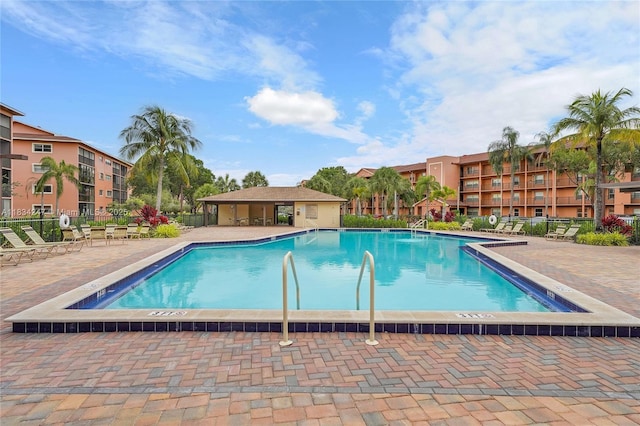 571 SW 142nd Ave Unit 410O, Pembroke Pines, FL 33027 - community pool with a patio