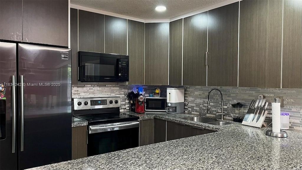 13874 SW 256th Ter, Homestead, FL 33032 - photo 4