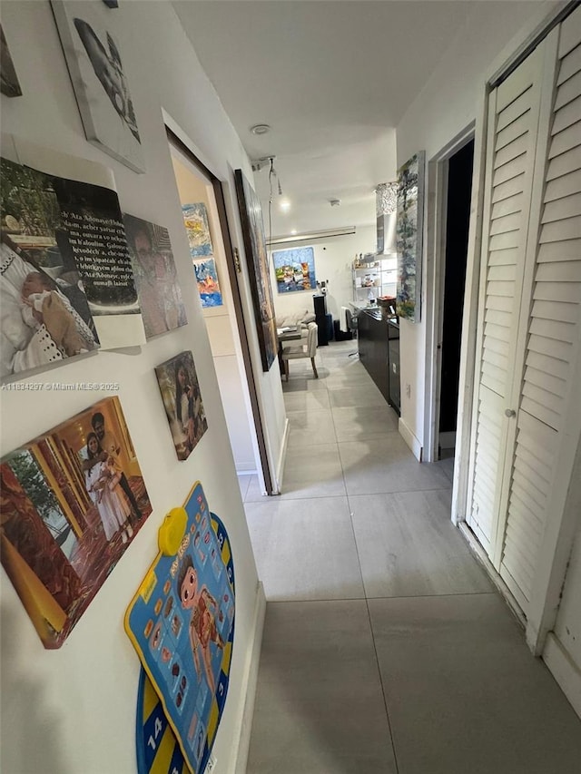 2612 NE 206 Th St, Miami, FL 33180 - photo 9