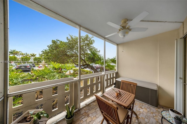 4330 Hillcrest Dr Unit 104, Hollywood, FL 33021 - sunroom / solarium featuring ceiling fan