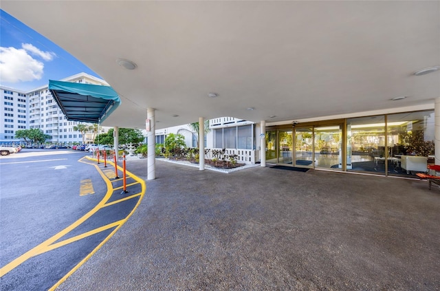 4330 Hillcrest Dr Unit 104, Hollywood, FL 33021 - view of vehicle parking