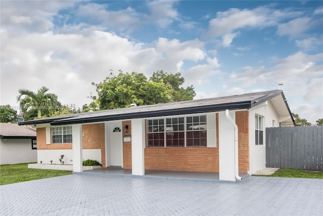 2270 Havana Dr, Miramar, FL 33023 - ranch-style house with brick siding
