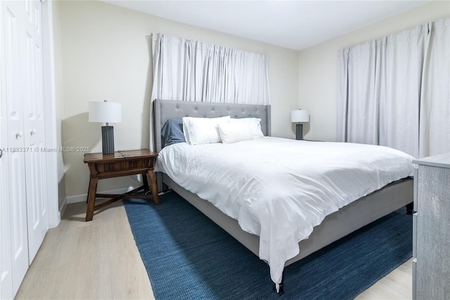2270 Havana Dr, Miramar, FL 33023 - bedroom featuring wood finished floors