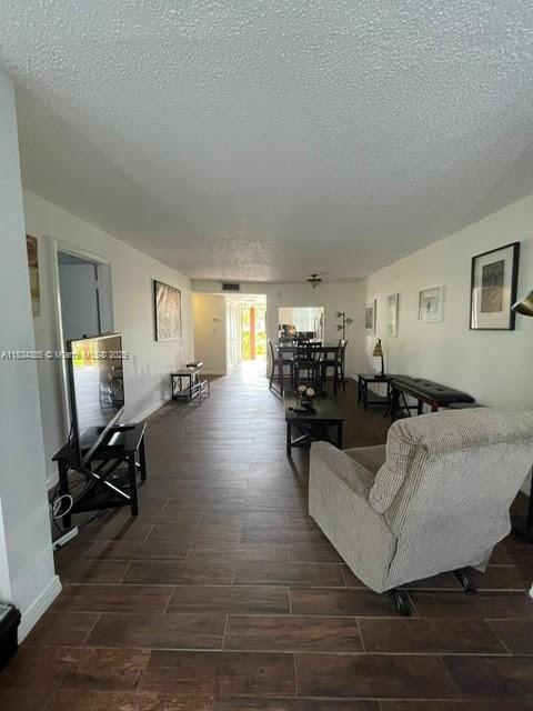 3001 E Sunrise Lakes Dr Unit 110, Sunrise, FL 33322 - photo 1