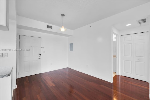 275 NE 18th St Unit 706, Miami, FL 33132 - entryway with dark wood finished floors