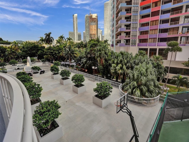 1627 Brickell Ave Unit 605, Miami, FL 33129 - surrounding community featuring a city view
