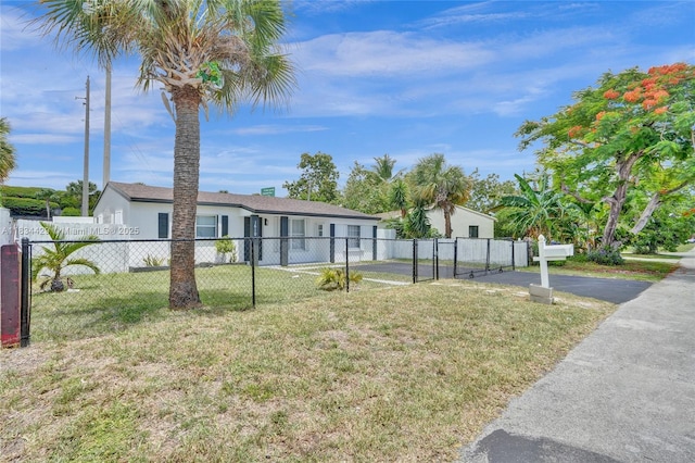 1610 S 29th Ave, Hollywood, FL 33020 - view of front of home with stucco siding