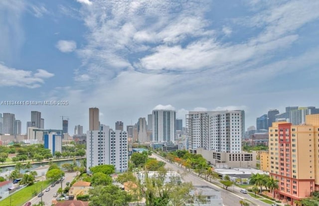 36 NW 6th Ave Unit 906, Miami, FL 33128 - skyline view